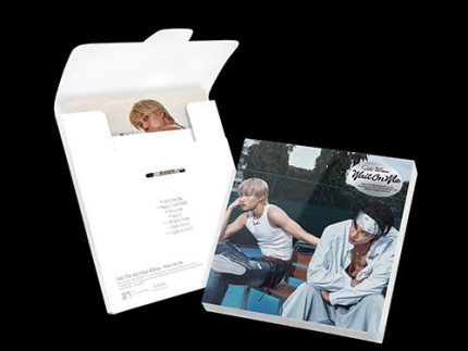 KAI 4TH MINI ALBUM - WAIT ON ME (PLAYER VER.)