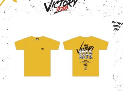 STRAY KIDS X SKZOO 'THE VICTORY' SKZOO MD - 22. T-SHIRT (THE VICTORY VER.) + POLAROID